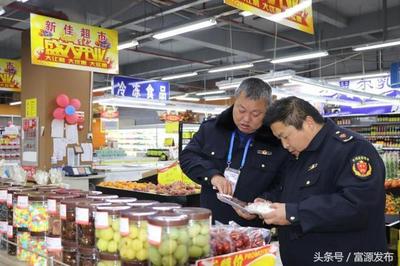 富源县中安市场监督管理所节前食品安全整治保安全